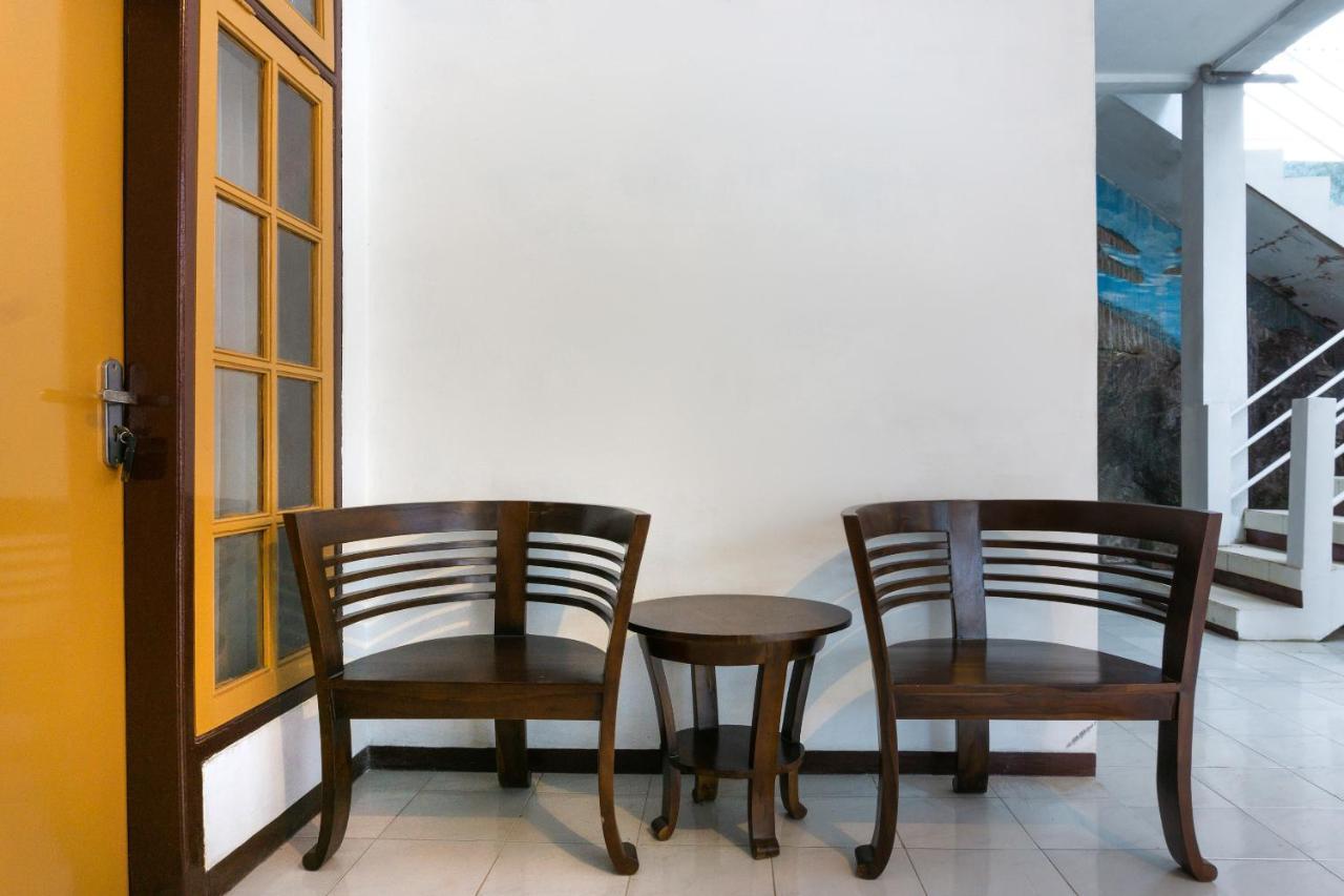 Reddoorz At Pujon Malang Hotel Batu  Eksteriør billede
