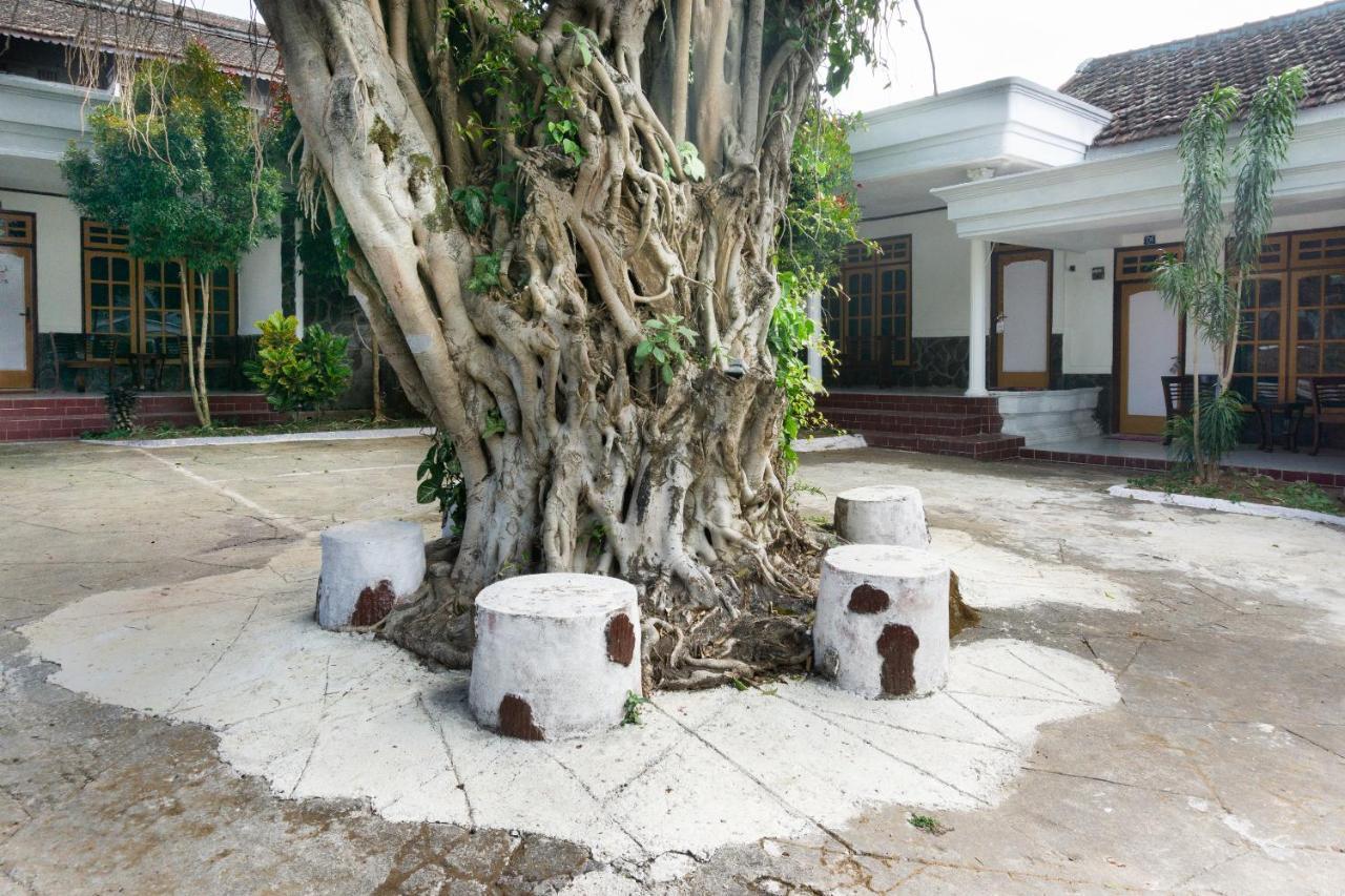 Reddoorz At Pujon Malang Hotel Batu  Eksteriør billede