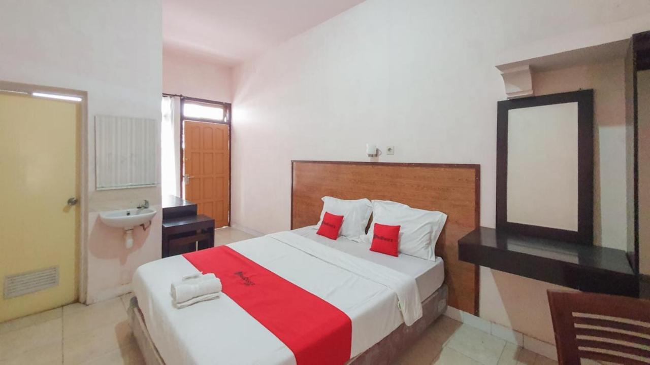 Reddoorz At Pujon Malang Hotel Batu  Eksteriør billede