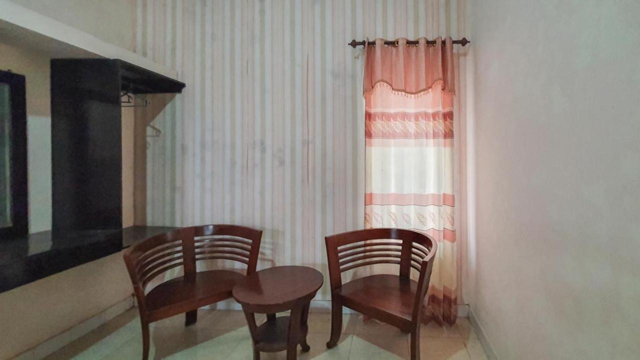 Reddoorz At Pujon Malang Hotel Batu  Eksteriør billede